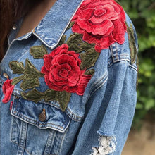 Load image into Gallery viewer, Garden of Rose Jacket
